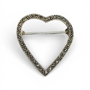 SU 925 Sterling Silver Pave Marcasite
Open Heart Pin Brooch